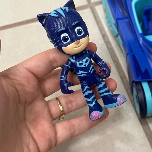 PJ Masks Catboy Cat-Car Vehicle & Figure [with Cat Boy] Blue Toy - Picture 5 of 10